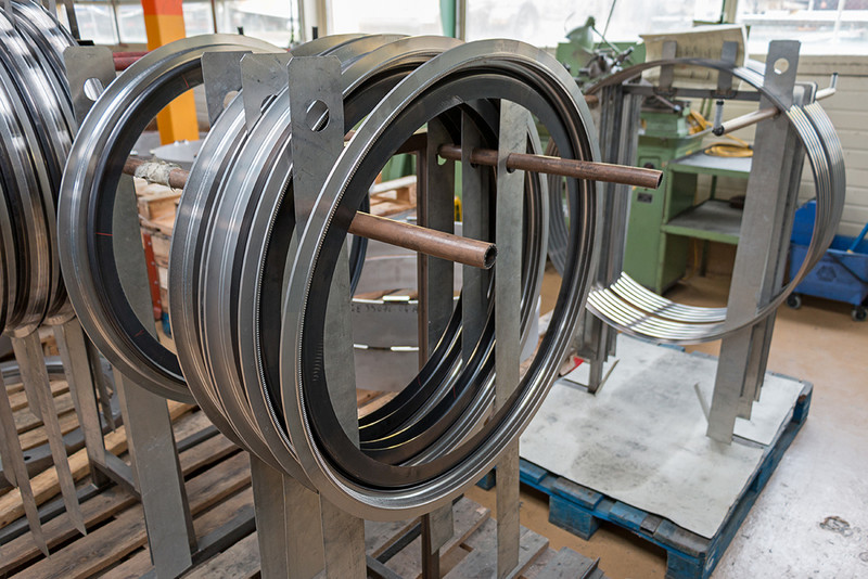 pièces finies d’un moteur de turbine d’avion. pièces finies d’un moteur de turbine d’avion.